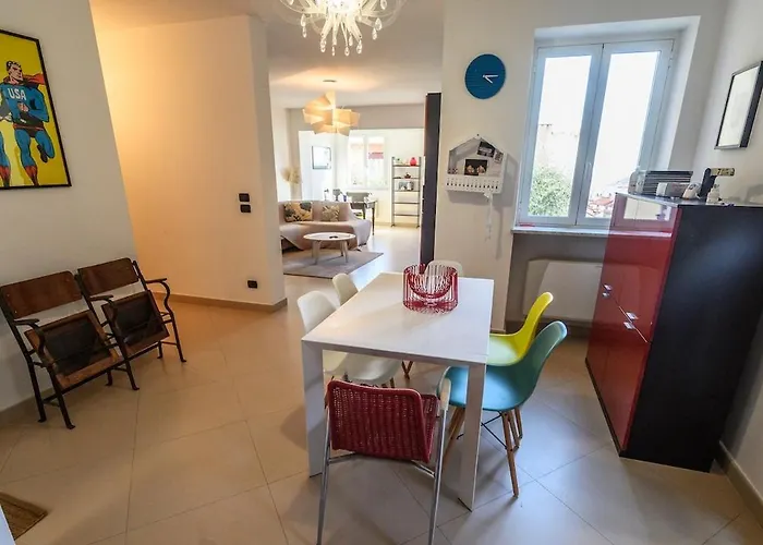 E Terrazza Vista Mare Con Giardino Vakantiehuis *